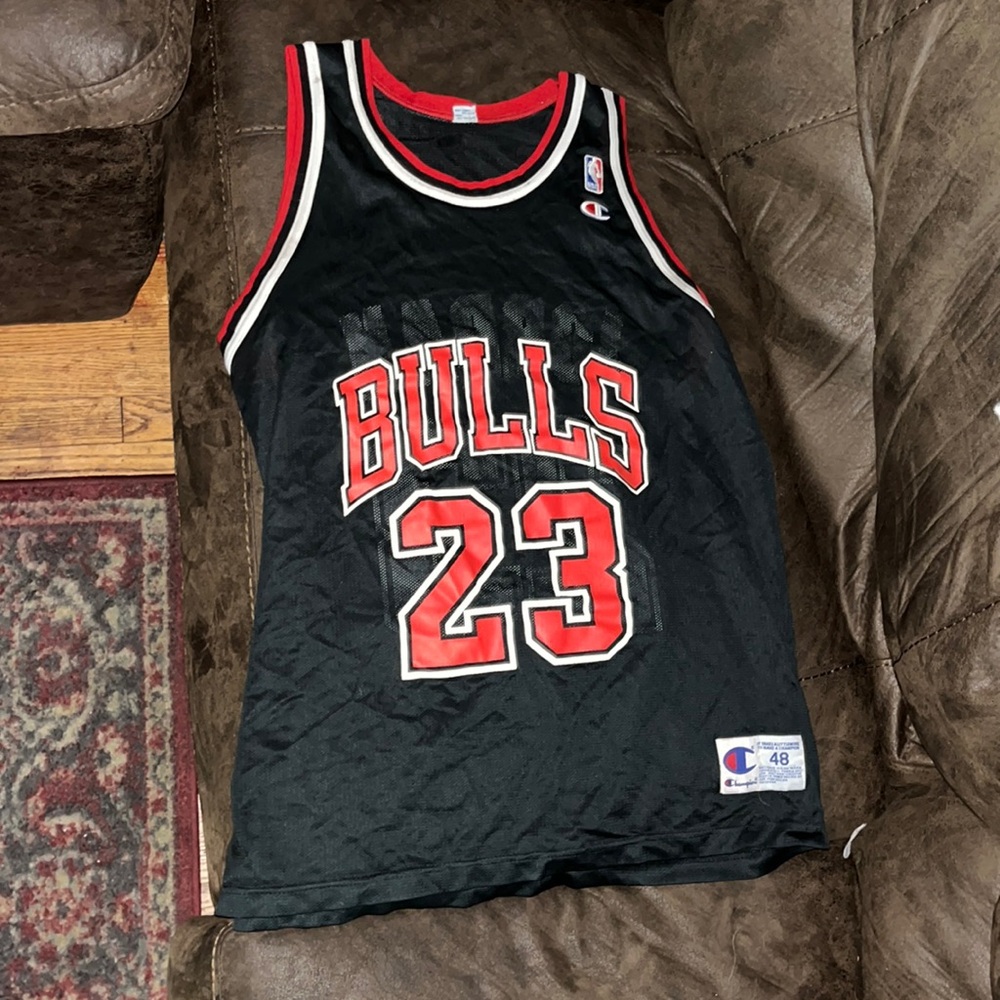 Authentic Vintage Michael Jordan 23 Chicago Bulls Jersey - Champion